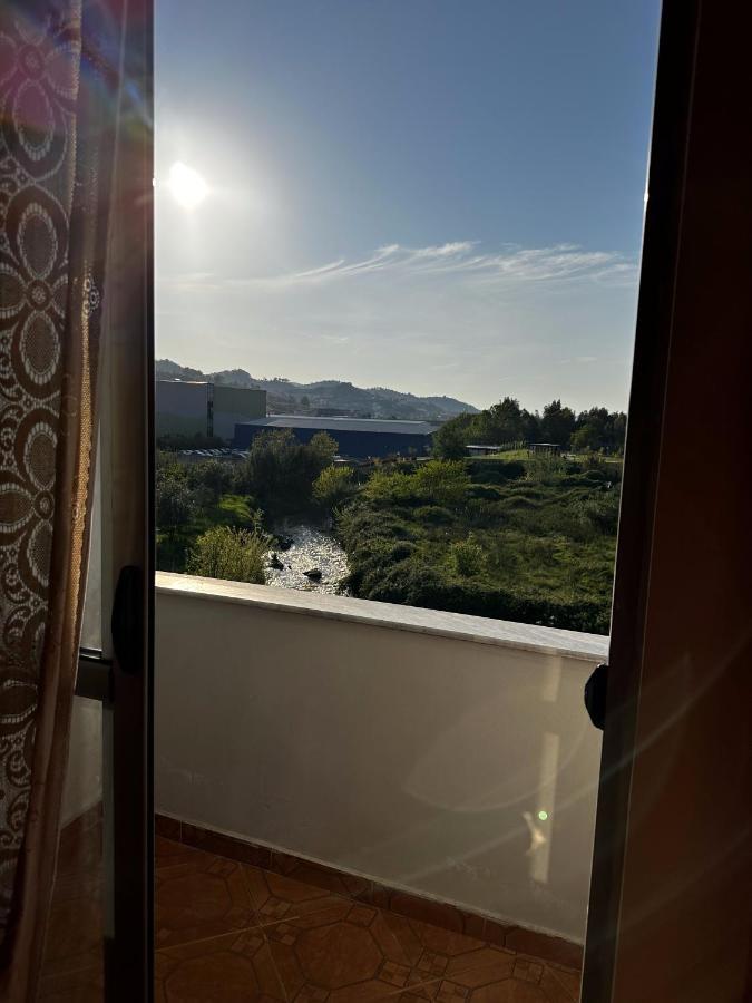 Sunny Riverside Tirana'S Oasis - Breakfast & Dinner 외부 사진